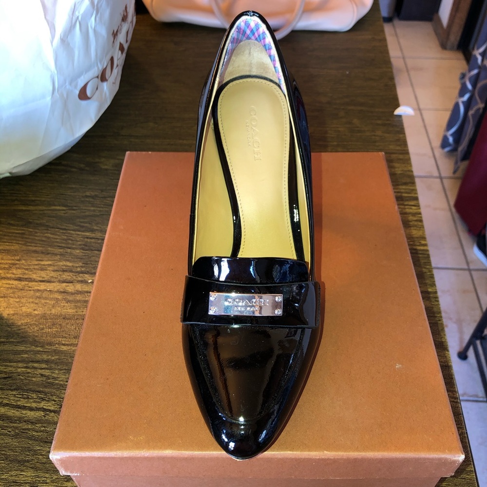 coach heels